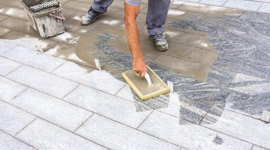 Professional gutter cleaning in Tomball, TX